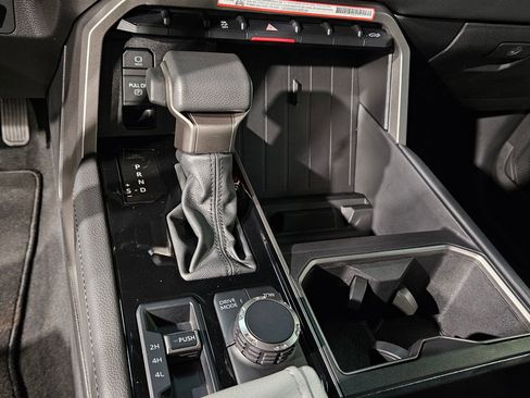 Certified 2025 Toyota Tundra Limited image 32