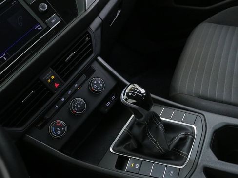 Used 2022 Volkswagen Jetta S image 20