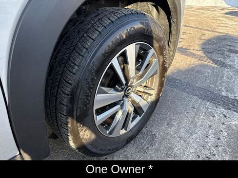 Certified 2025 Nissan Pathfinder SL image 12