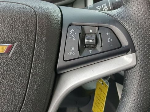 Used 2020 Chevrolet Sonic LT image 31