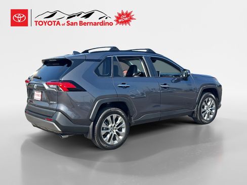 Certified 2022 Toyota RAV4 Limited image 5