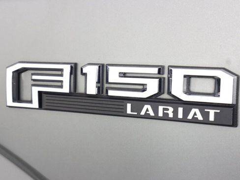 Used 2020 Ford F150 Lariat w/ Trailer Tow Package image 43