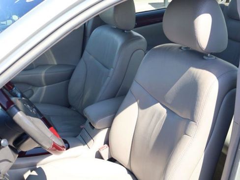 Used 2003 Lexus ES 330 FWD image 14