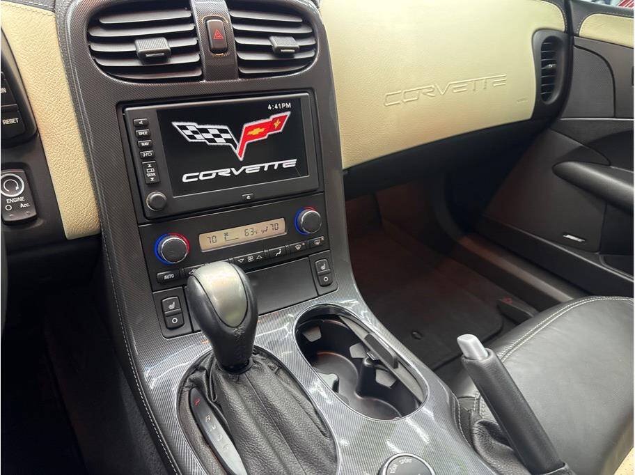 Used 2008 Chevrolet Corvette Coupe w/ Preferred Equipment Group RWD image 13
