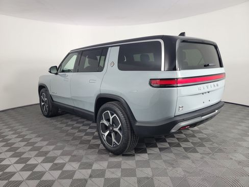 Used 2024 Rivian R1S Adventure AWD/4WD image 3