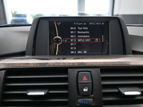 Used 2014 BMW 320i Sedan image 19