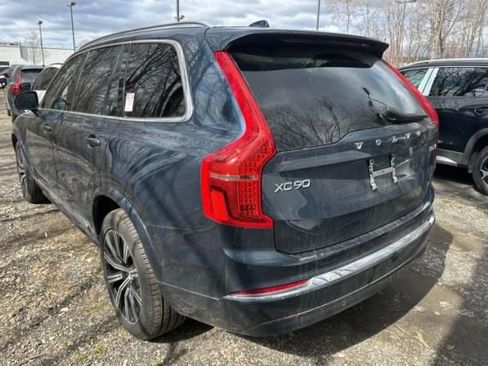 Used 2023 Volvo XC90 B6 Plus image 3