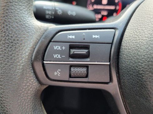 Used 2023 Honda Accord EX image 16