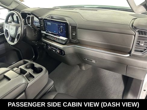Used 2022 Chevrolet Silverado 1500 RST w/ Z71 Off-Road Package AWD/4WD image 34