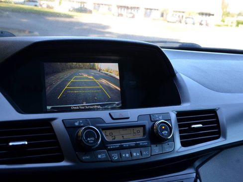 Used 2014 Honda Odyssey EX-L image 20