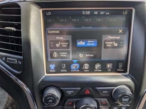 Used 2015 Jeep Grand Cherokee Altitude AWD/4WD image 18