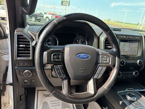 Used 2019 Ford Expedition Limited w/ Equipment Group 303A AWD/4WD image 11