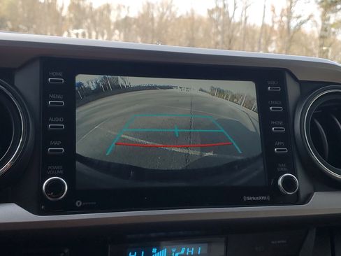 Used 2021 Toyota Tacoma SR5 w/ Technology Package image 27