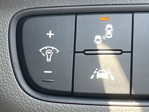 Used 2020 Kia Sorento SX AWD/4WD image 36