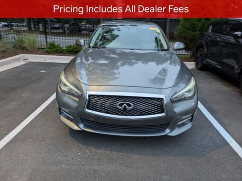 Used 2017 INFINITI Q50 3.0t Premium w/ Cargo Package (L95) RWD image 2
