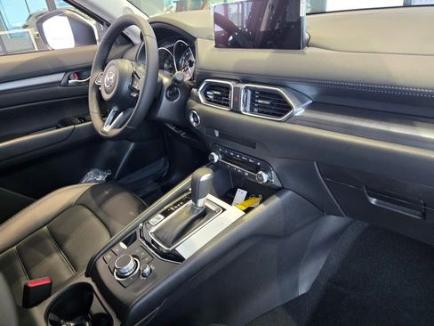 New 2025 MAZDA CX-5 AWD 2.5 S w/ Preferred Package image 6