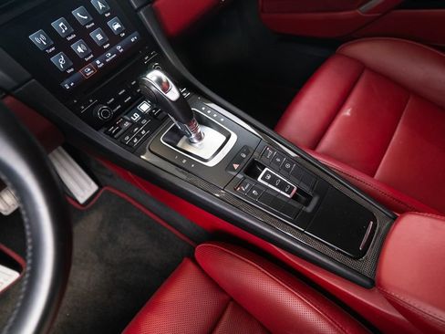 Certified 2018 Porsche 911 Turbo AWD/4WD image 26