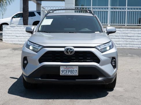 Used 2022 Toyota RAV4 XLE Premium FWD image 3