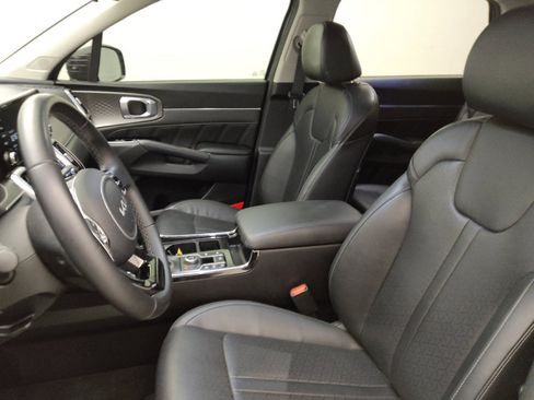 Used 2022 Kia Sorento SX AWD/4WD image 17