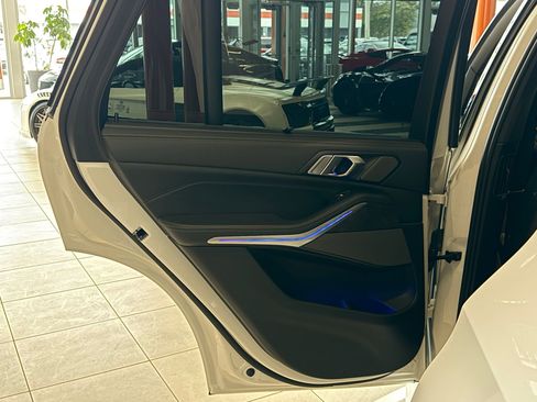 Used 2026 BMW X5 xDrive40i image 38