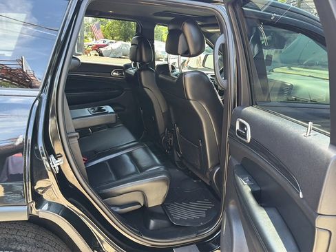 Used 2020 Jeep Grand Cherokee Limited AWD/4WD image 25