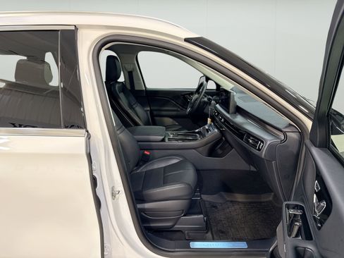 New 2026 Lincoln Aviator 2WD image 30