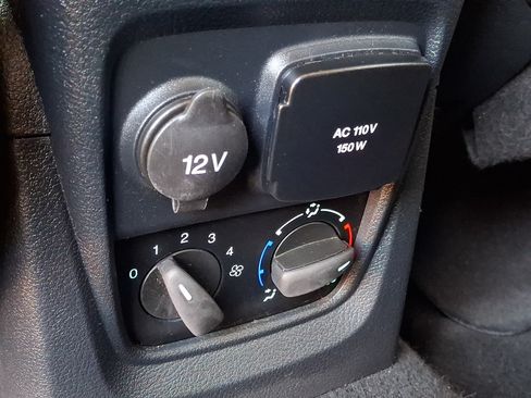 Used 2021 Ford Transit Connect XLT FWD image 12