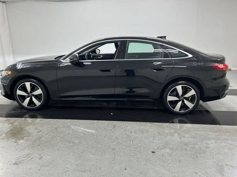 Used 2025 Audi A5 2.0T Premium Plus w/ Premium Plus AWD/4WD image 7