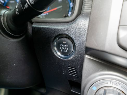 Used 2018 Toyota 4Runner Limited image 30