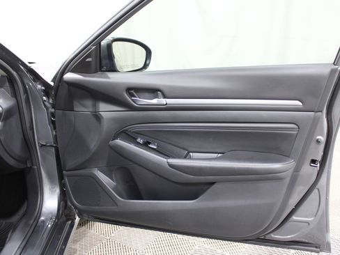 Used 2023 Nissan Altima 2.5 SL image 31