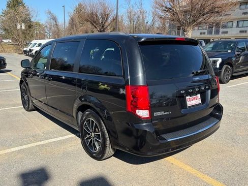 Used 2018 Dodge Grand Caravan GT image 5