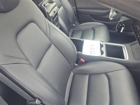 Used 2023 Tesla Model 3 Standard Range image 7