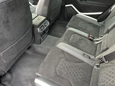 Used 2024 Lamborghini Urus Performante image 8