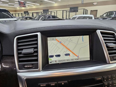 Used 2015 Mercedes-Benz GL 450 4MATIC image 33