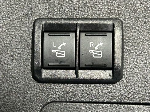 Used 2024 Toyota Sequoia Limited image 17