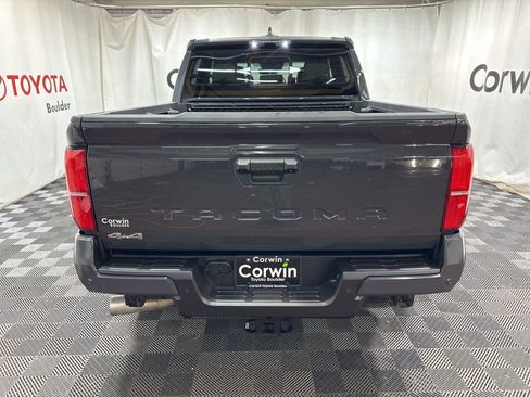 Used 2025 Toyota Tacoma SR5 image 7