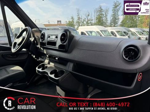 Used 2019 Mercedes-Benz Sprinter 170 image 31