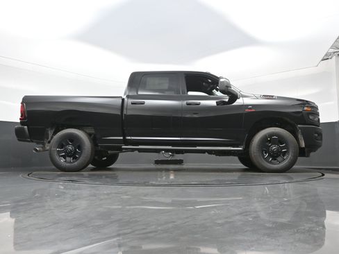 New 2026 RAM 2500 Tradesman image 16