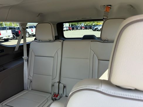 Certified 2024 GMC Yukon XL Denali w/ Denali Reserve Package image 39