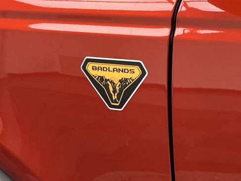 Used 2024 Ford Bronco Badlands image 27