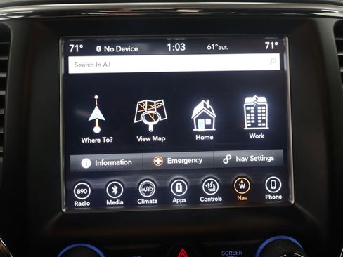 Used 2018 Jeep Grand Cherokee Overland AWD/4WD image 25