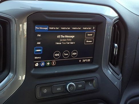 Used 2020 Chevrolet Silverado 1500 Custom w/ Custom Value Package AWD/4WD image 12