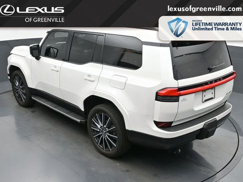 Used 2024 Lexus GX 550 w/ Accessory Package (Z1) AWD/4WD image 50