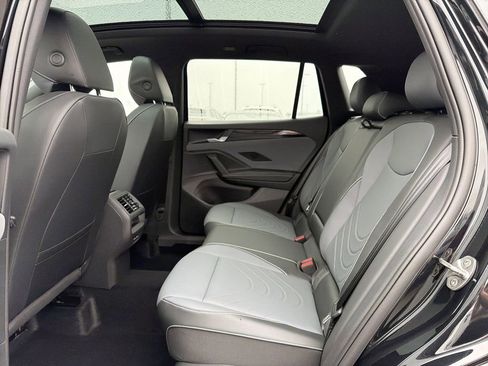 New 2026 Volkswagen Tiguan SE R-Line FWD image 14