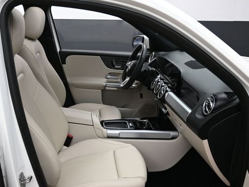 Used 2024 Mercedes-Benz EQB 300 4MATIC w/ Winter Package image 39