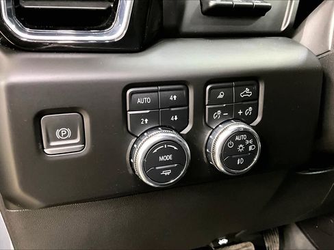 Used 2023 GMC Sierra 1500 Denali w/ Denali Reserve Package image 35