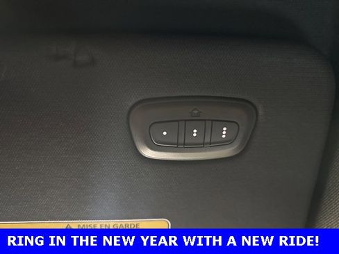 Used 2024 RAM 1500 Laramie image 29