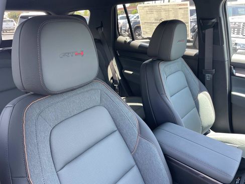 New 2026 GMC Terrain AT4 AWD/4WD image 28