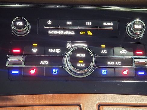 Used 2024 Lincoln Navigator Reserve w/ Equipment Group 201A image 23