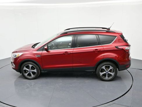 Used 2018 Ford Escape SEL image 17